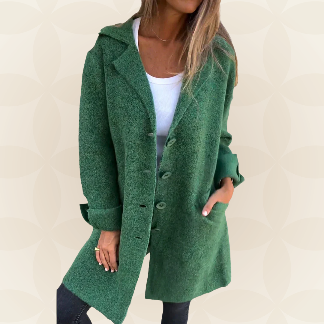 Sofia | Chaqueta suave con cierre de botones