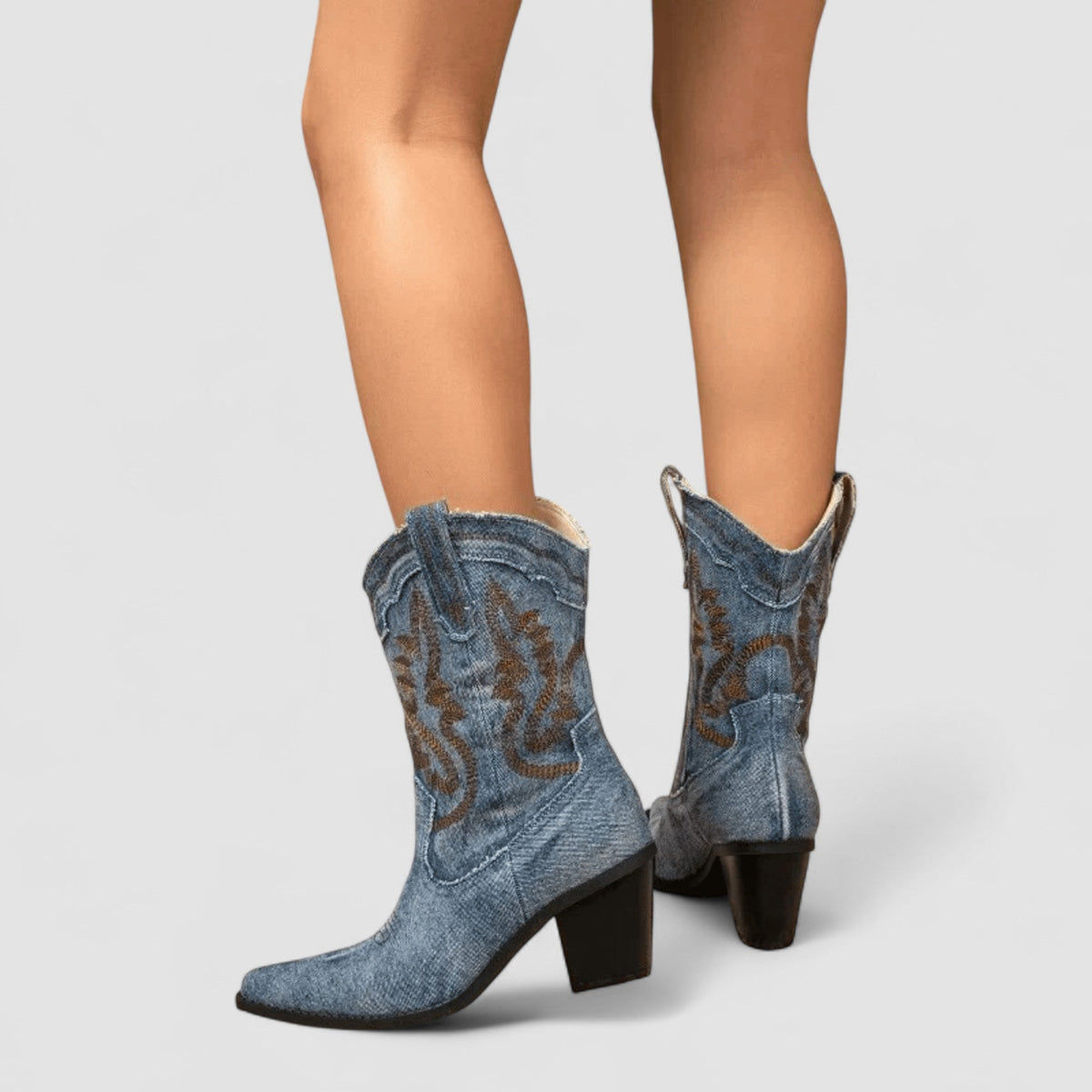 Carla | Botines cowboy con bordados