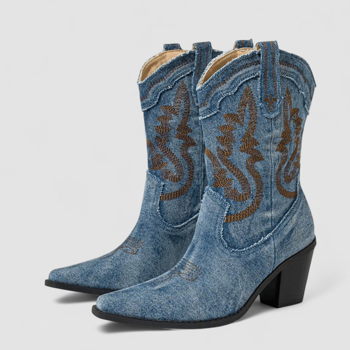 Carla | Botines cowboy con bordados