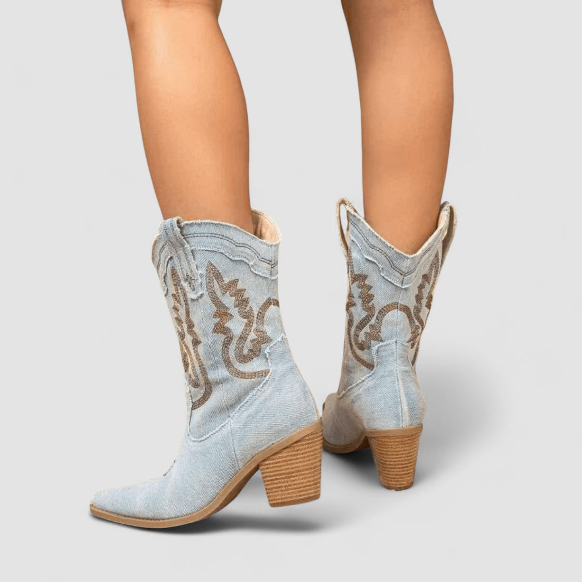 Carla | Botines cowboy con bordados